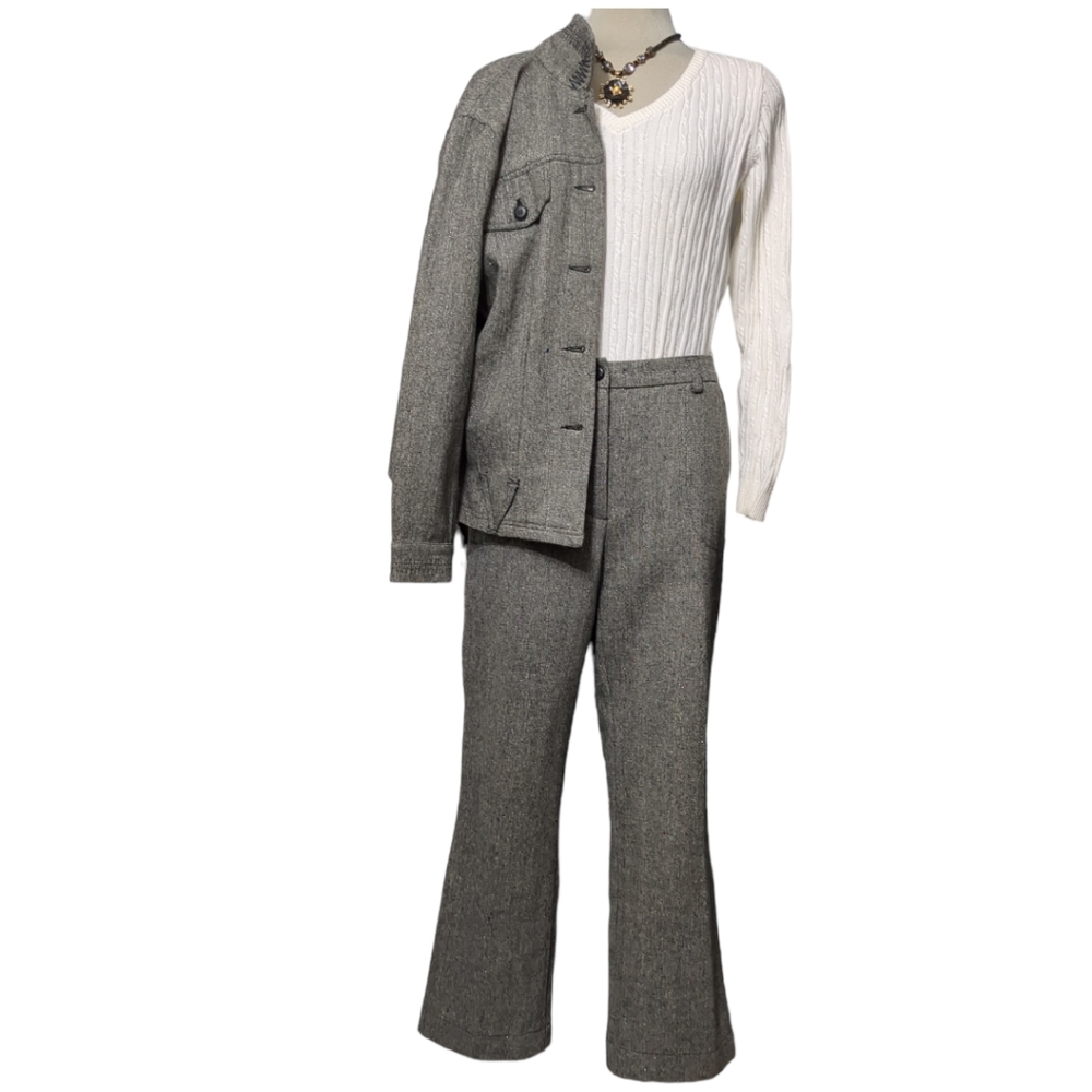 Picadilly fashions 2 piece wool polyester suit size 10
